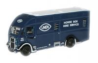 NAH002 Oxford Diecast Albion Horsebox - LNER